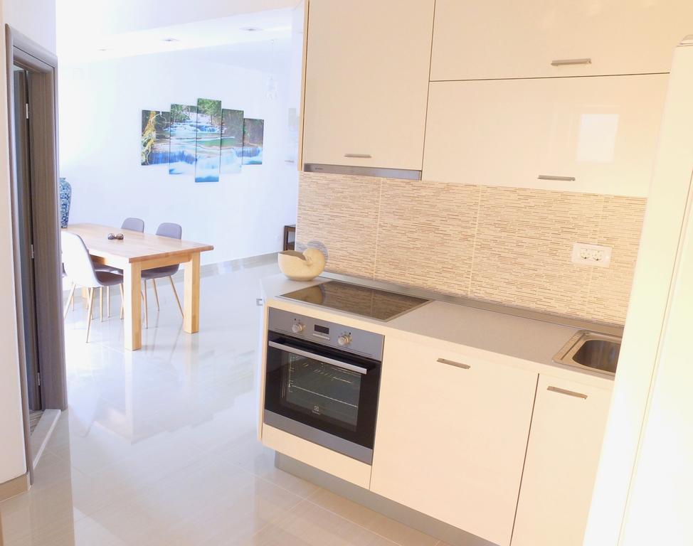 Apartment Sunshine, Sunrise, Sunset Kaštela Exterior foto
